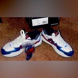 Brand new, Figs New Balance 6.5 women